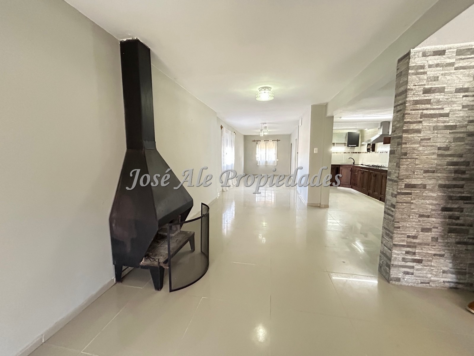 2718_1.jpeg